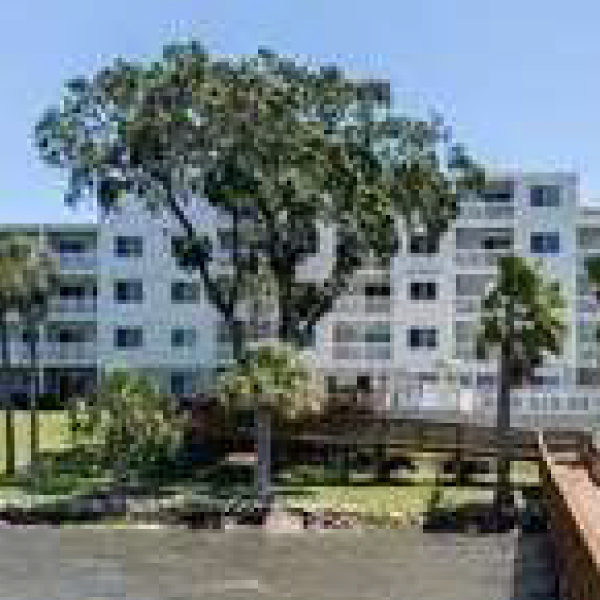 River Oaks Condominium